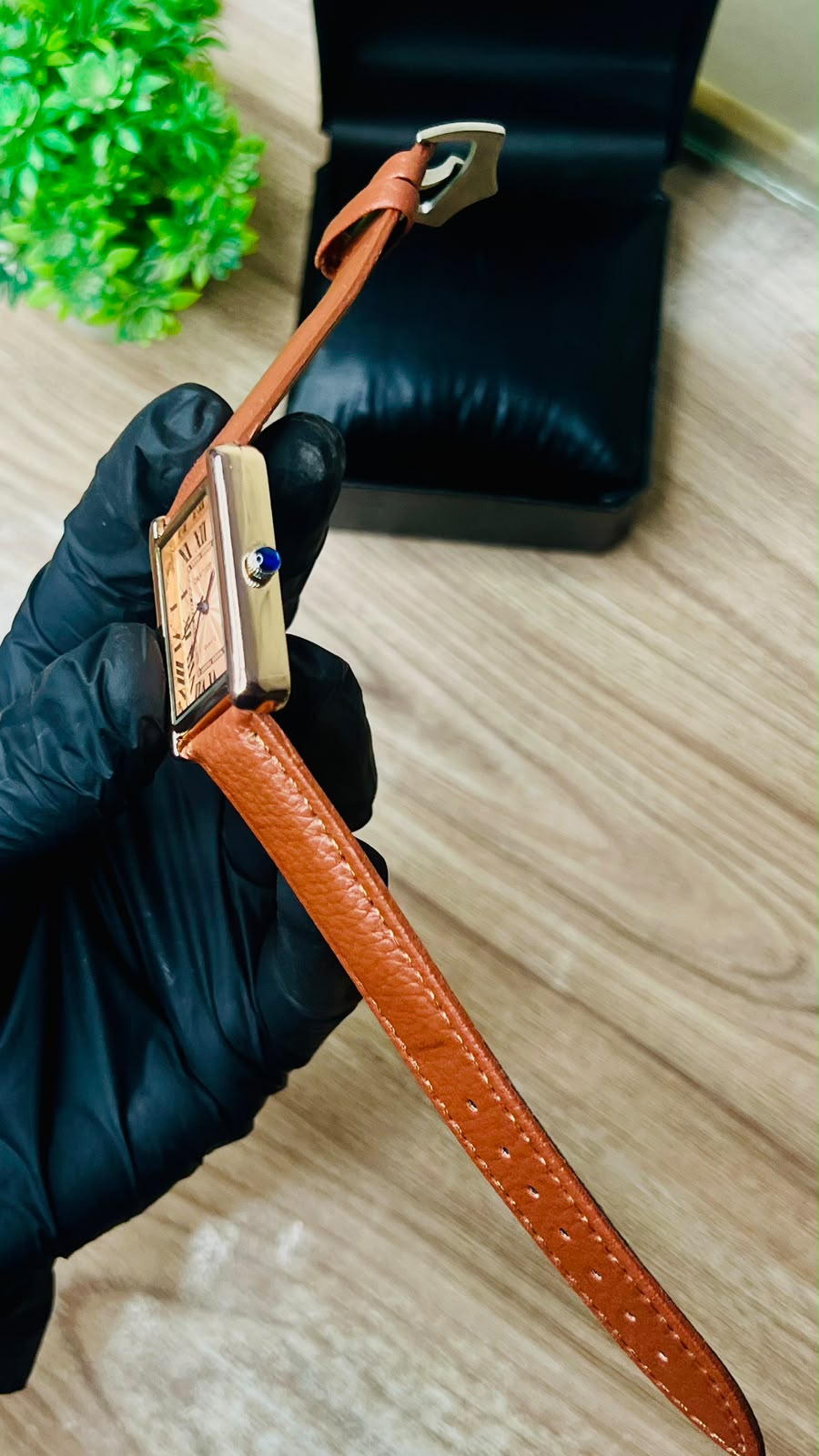 cartier tank