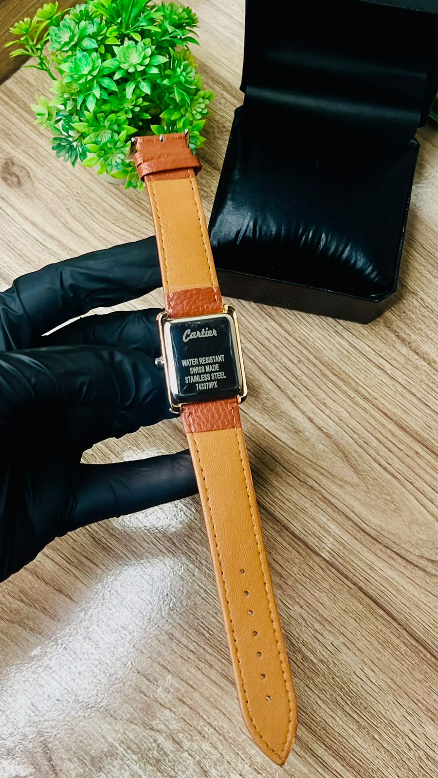 cartier tank